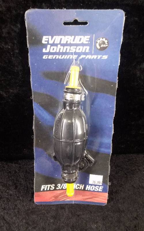 lot 985 image: Evinrude Fuel Primer Bulb Kit, Fits 38 Hose, PN 5008586
