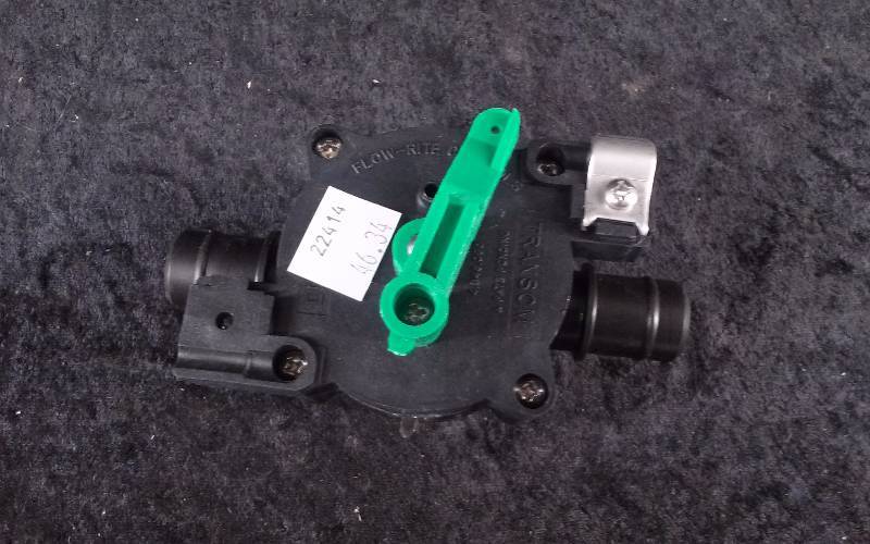 lot 1053 image: FlowRite Livewell Control Valve V3R