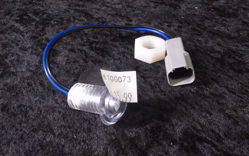 lot 1081 image: Ranger Livewell Light wConnector - Small