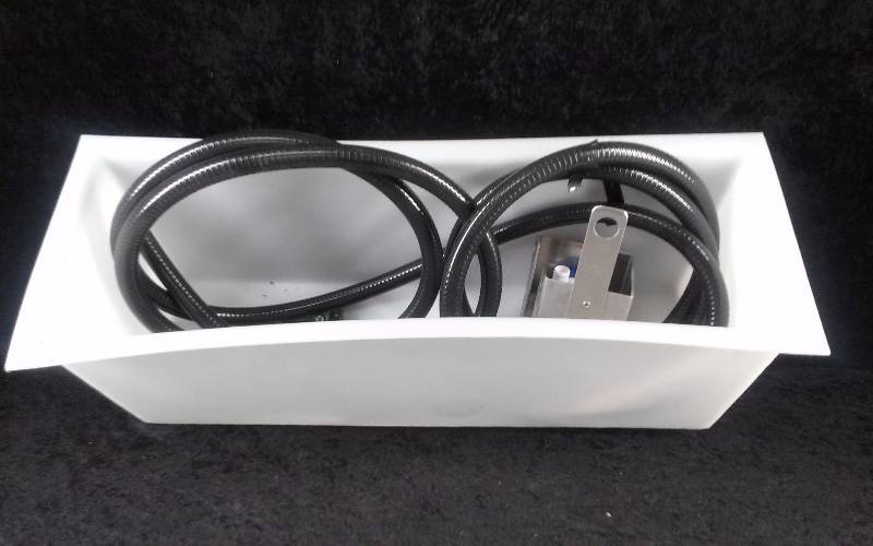 lot 1139 image: Livewell Tub Insert, Complete, 31 x 11 12