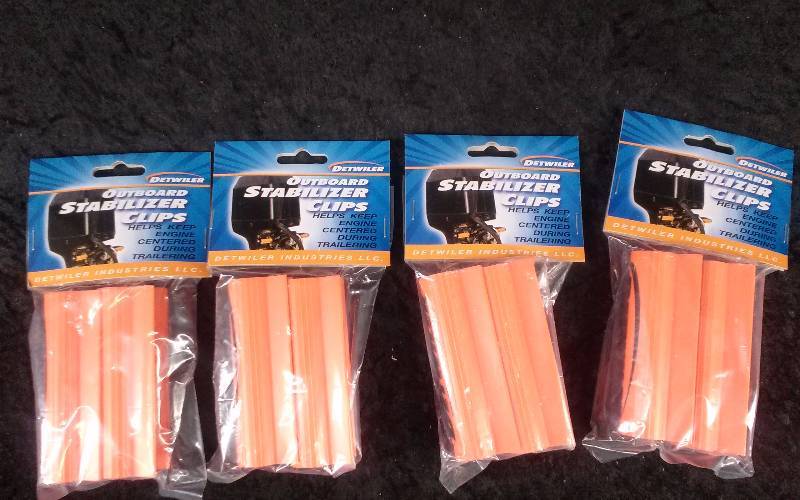lot 1150 image: (4) Detwiler Outboard Stabilizer Clips for Hydraulic Steering Rods, PN HYCL-001