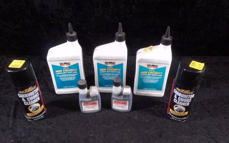 lot 1184 image: Lot - Misc Gear Lube, Ethanol Treatment, Carburetor Cleaner