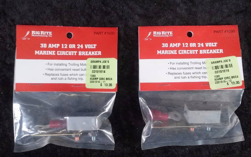 lot 1217 image: (2) RigRite Marine Circuit Breaker, 30amp, 12 or 24v, PN 1030