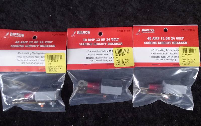 lot 1218 image: (3) RigRite Marine Circuit Breaker, 40amp, 12 or 24v, PN 1040