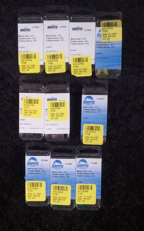 lot 1243 image: Lot - Sierra Marine Fuses - ATO (3) 5amp, FS79520, (4) 20amp, FS79560, (3) 30amp, FS79580