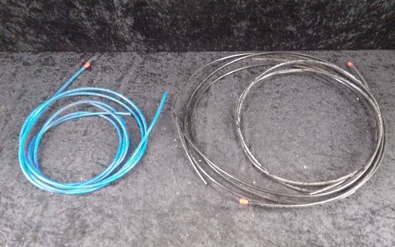 lot 1318 image: Power Pole BlueBlack Airline Tubing