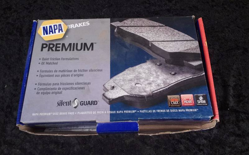 lot 1336 image: NAPA Disc Brake Pads, SS-7653-X