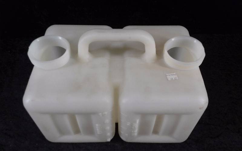 lot 1345 image: Quicksilver Mercury Oil Tank, PN 1257-8742 1