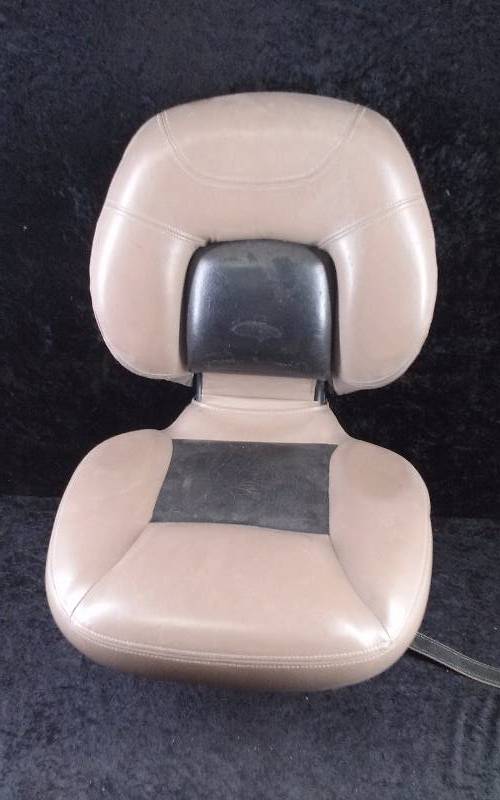 lot 1368 image: RANGER Boat Seat, BrownBlack, no rips