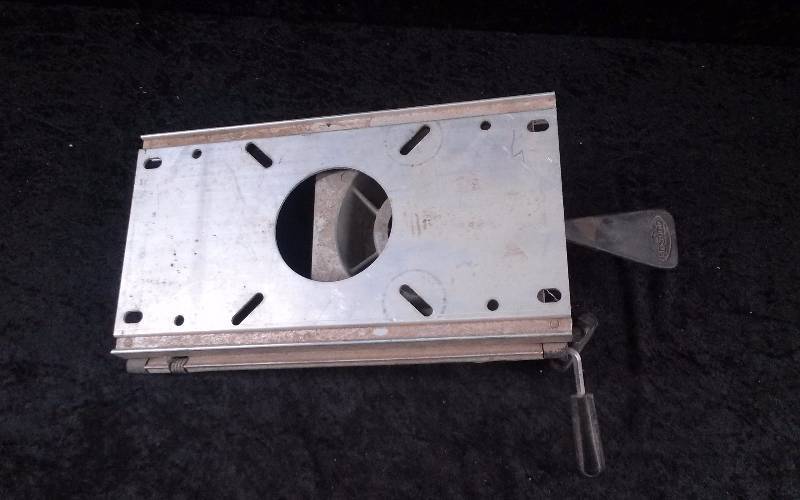 lot 1376 image: Springfield Seat Mount