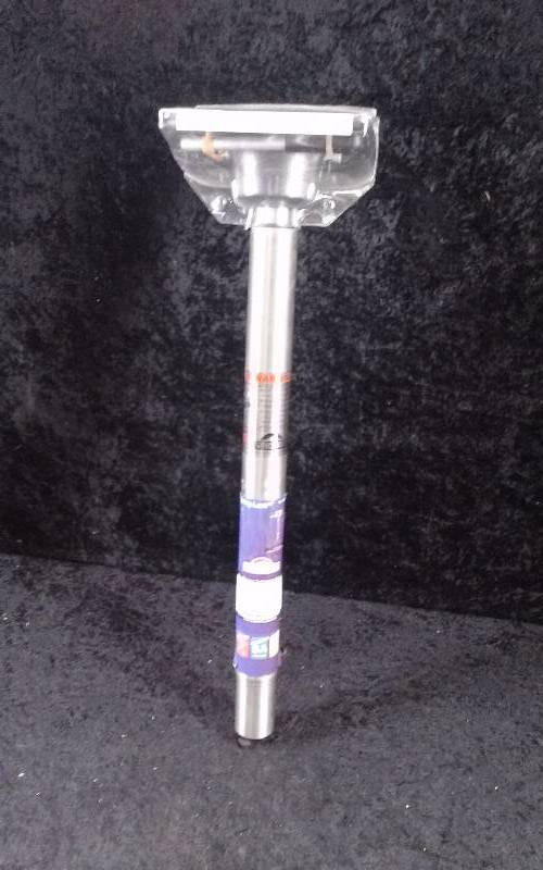 lot 1378 image: Springfield Seat Pedestal, Adjustable