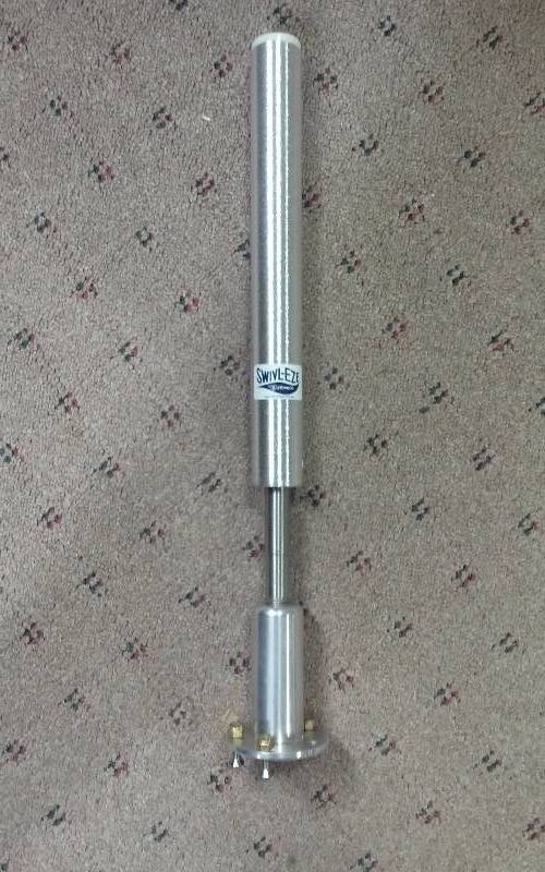 lot 1382 image: Attwood Swivel EZE 13 Ext Pole, PN 2134-T-SS