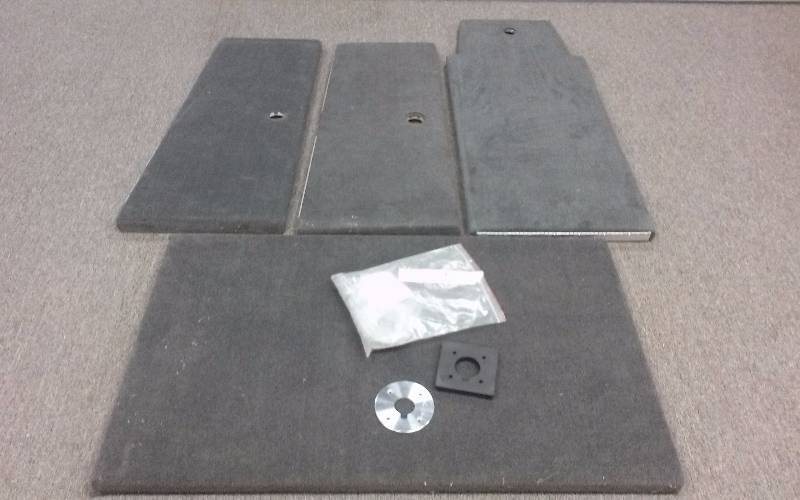 lot 1467 image: Lot - Ranger 620 Rear Deck Casting Plate & Misc Carpeted Platforms