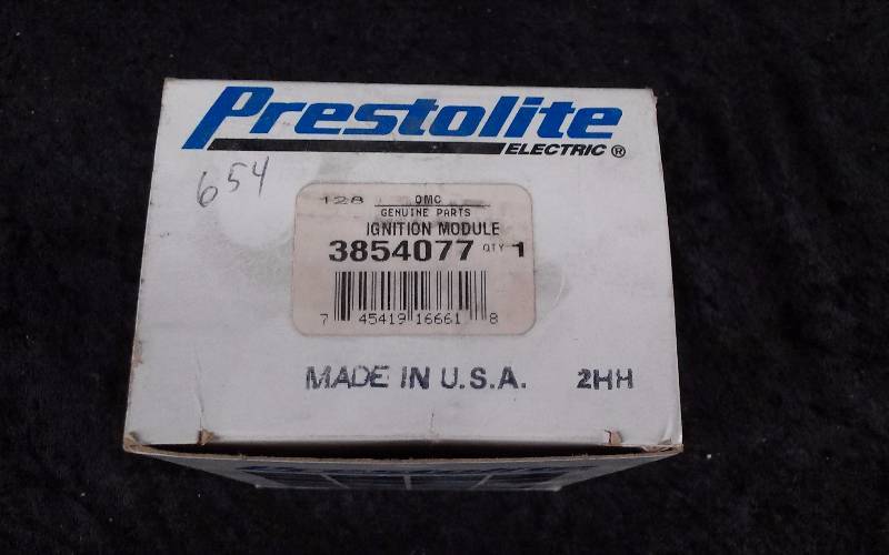 lot 1501 image: Evinrude Ignition Module, PN 3854077