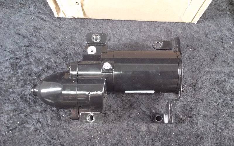 lot 1505 image: Evinrude Starter Motor Assembly, 10 Tooth, PN 586957