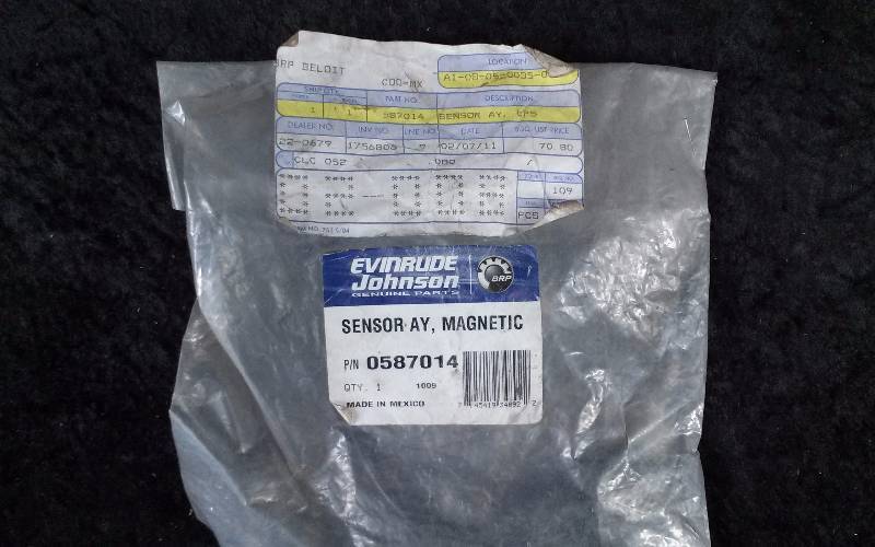 lot 1516 image: Evinrude Magnetic Sensor Assembly, PN 587014