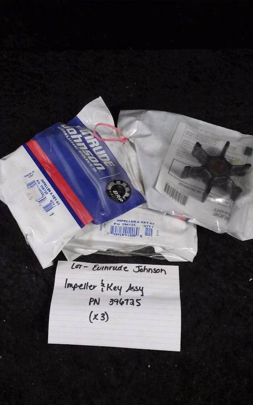 lot 1532 image: Evinrude (3) Impeller & Key Assembly, PN 396725