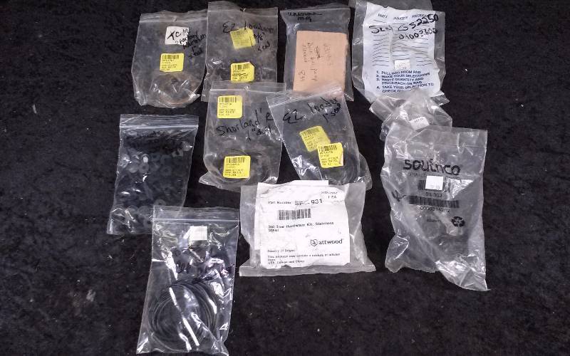 lot 1664 image: Misc Parts -Bin Lot - (see description)