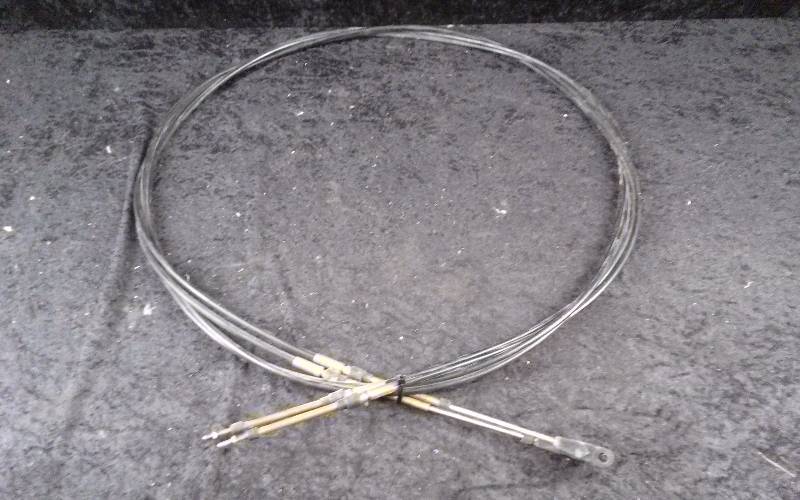 lot 1677 image: Teleflex Engine Control Cable, PN CC17213