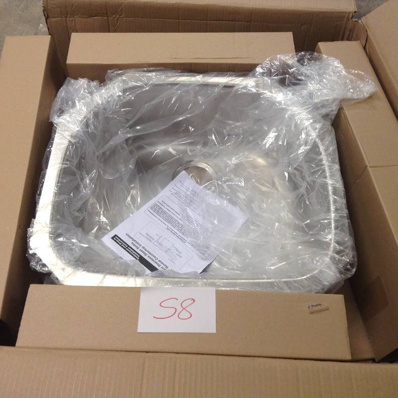 Elkay Stainless Steel 23-916 x 21-18 x 8