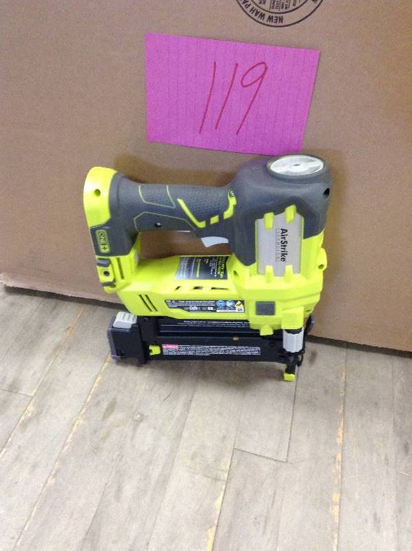 Airstrike Brad Nailer 18V