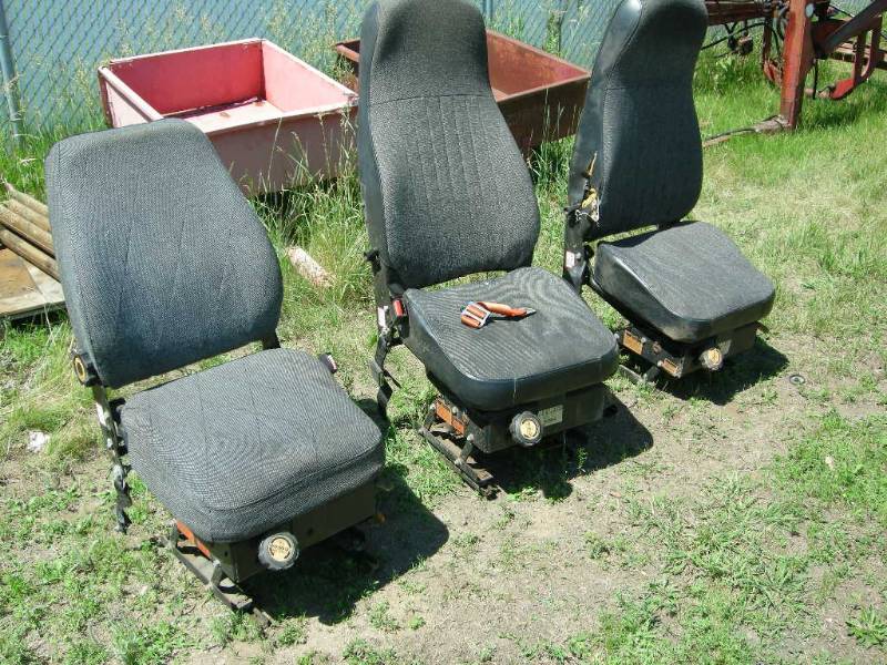 lot 111 image: 3 Air Ride Style Seats
