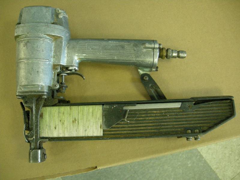 lot 25 image: Hitachi Pneumatic 2 Stapler