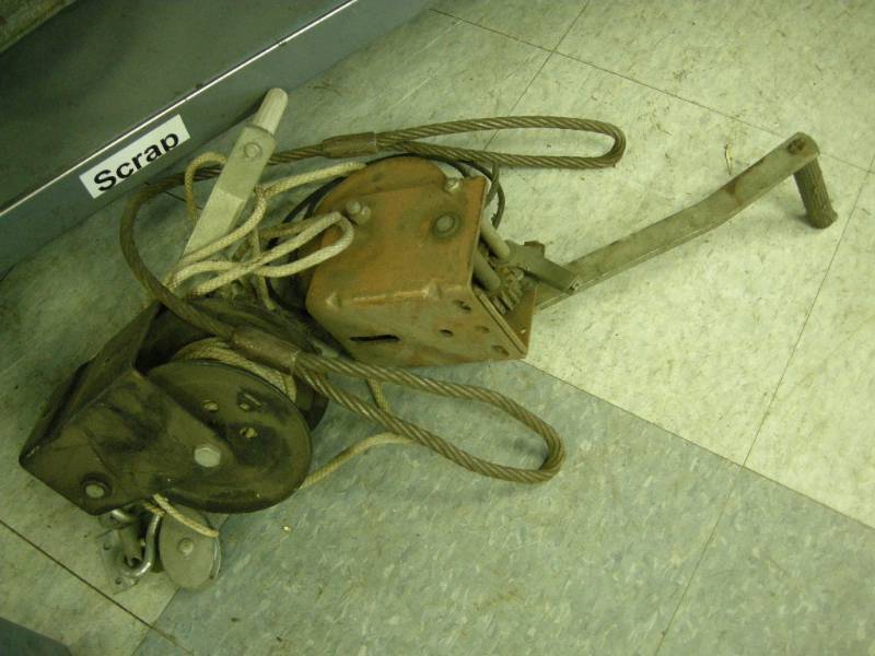 lot 36 image: 2 Hand Crank Winches
