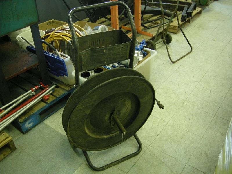 lot 43 image: YBiCo BandingStrapping Cart