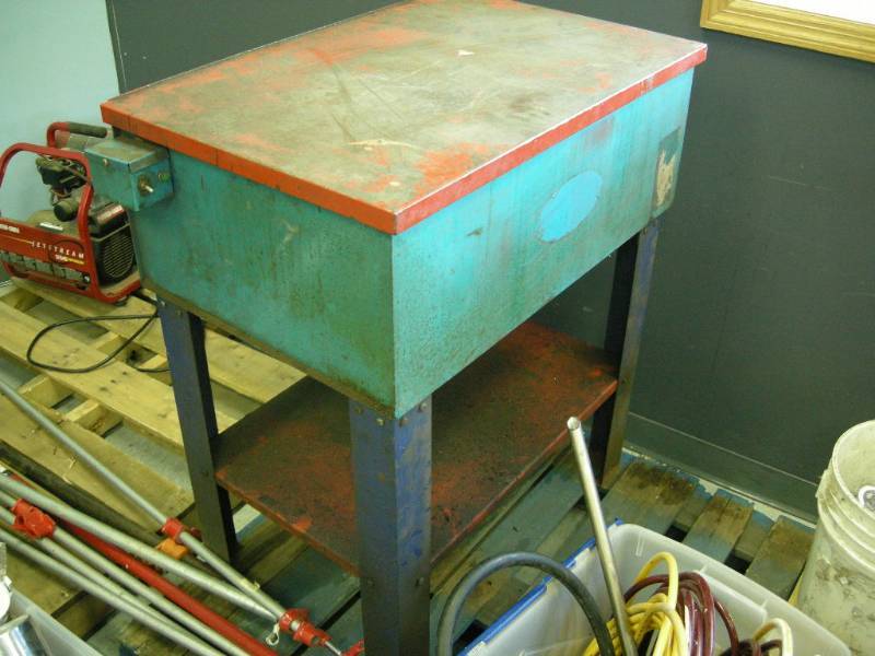 lot 44 image: Parts Washer Cabinet