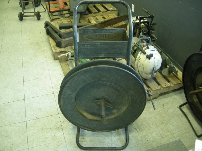 lot 60 image: YBiCo BandingStrapping Cart