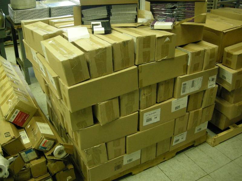 lot 95 image: Pallet of Kindle Fire JacketCases