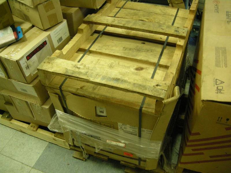lot 98 image: New IBM Server 7967-3EU
