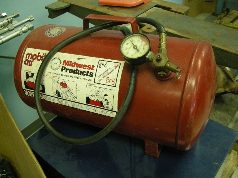lot 100 image: Portable Air Tank