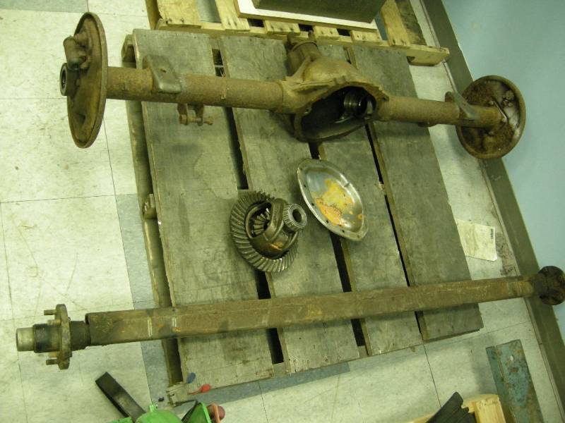 lot 112 image: Pair Axles