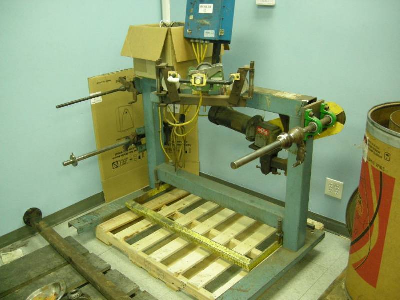 lot 114 image: Wire CoilerSpooler Machine