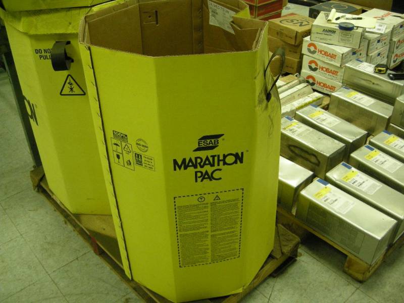 lot 157 image: ESAB Dual Shield 7100 Ultra Welding Wire