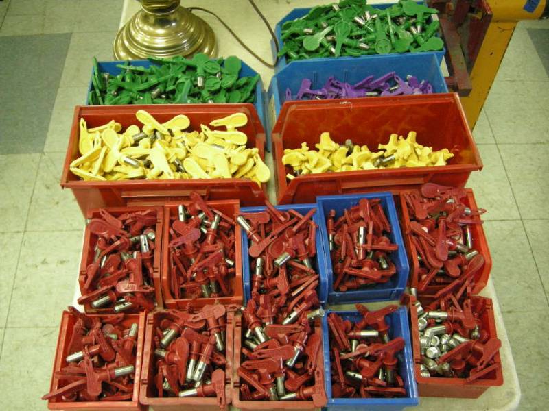 lot 206 image: Variety Airless Spray Gun Tips