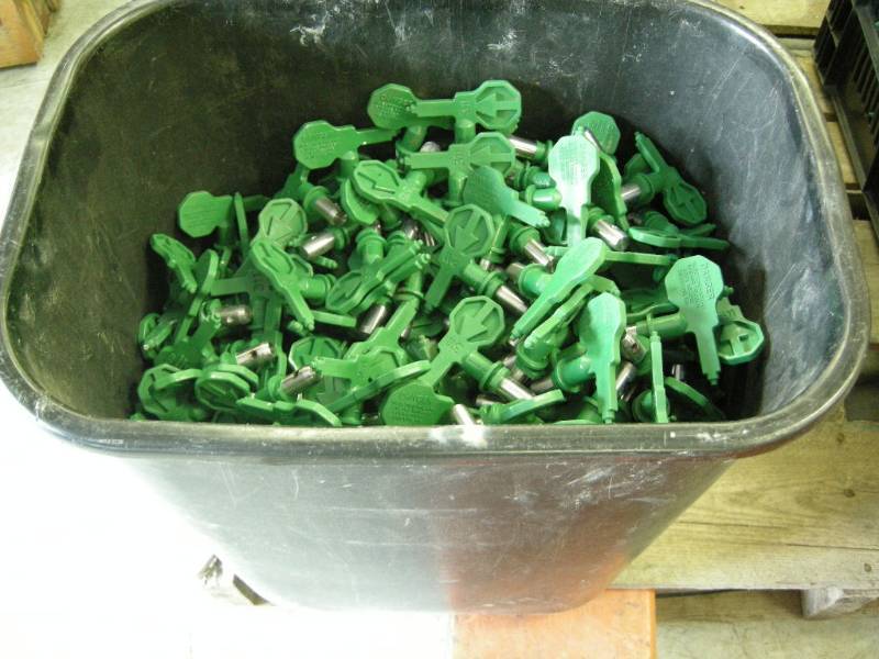 lot 225 image: Wagner Airless Spray Gun Tips