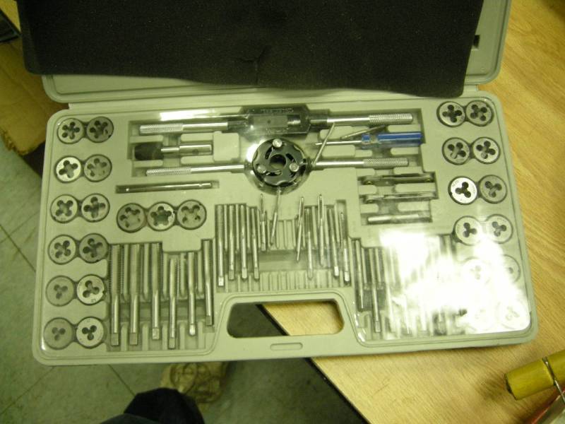 lot 263 image: 60pc Tap and Die Set