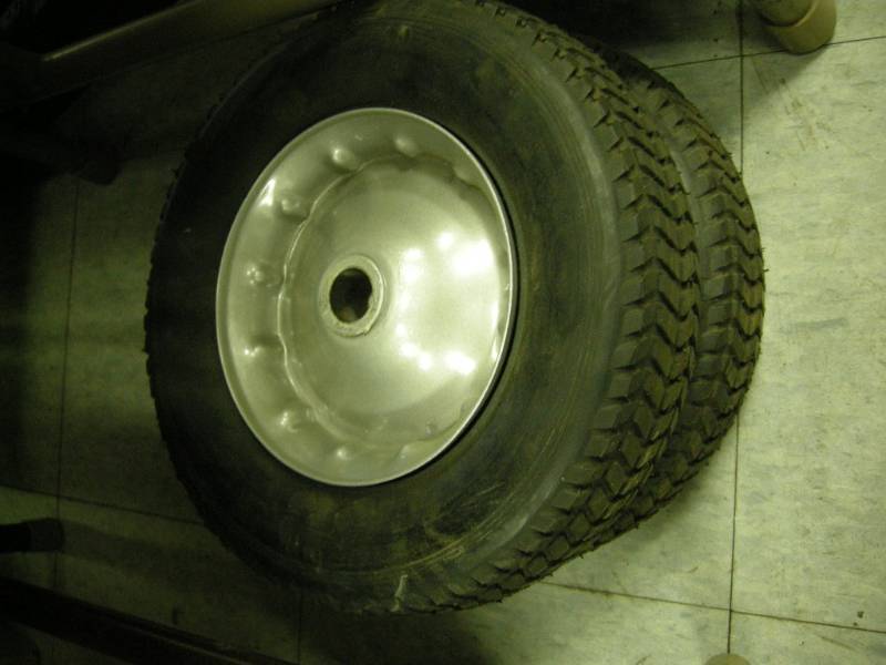 lot 283 image: Pair Utility Wheels