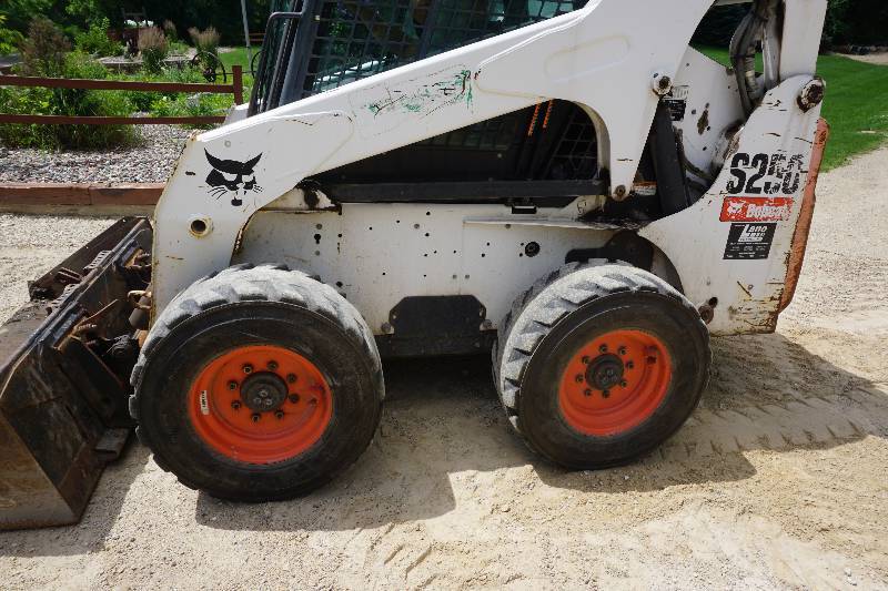 2006 Bobcat S250 Skid Loader Skid Steer