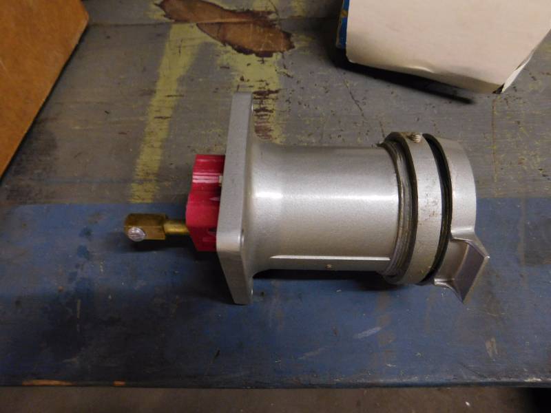 NEW Old Stock Crouse-Hinds Receptacle, Model M72