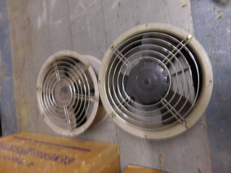 2 Rotron Fans