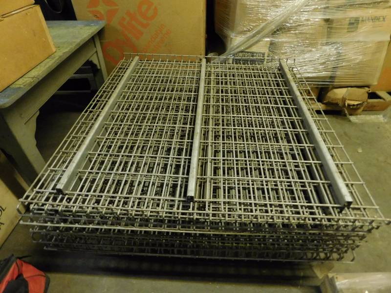 10 Sheets Metal Wire Decking (approx. 50 x 46)
