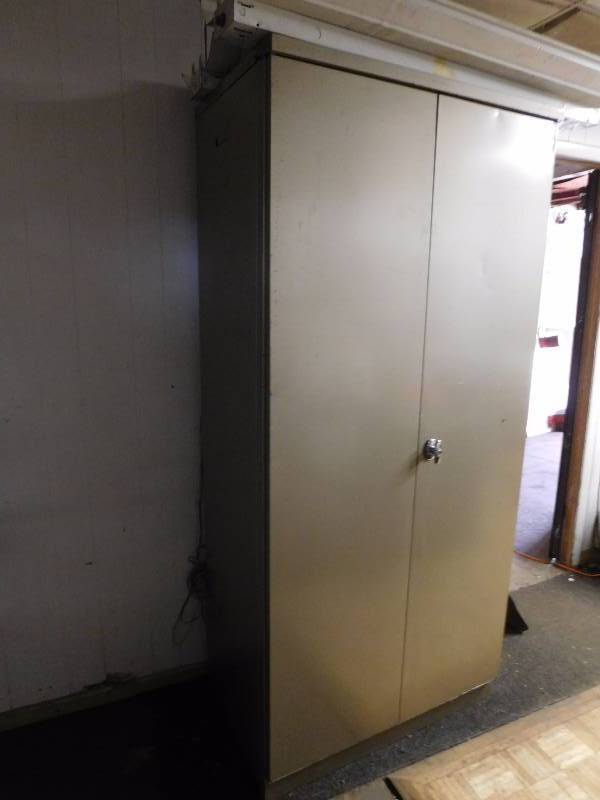 Metal Cabinet (approx. 34 x 77 x 21)