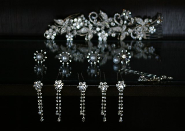 lot 66 image: Beautiful Hair Ornaments and Pins for Formal Updos