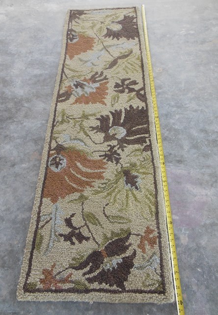 lot 17 image: Indian Wool Rug  Runner (7 x 2)