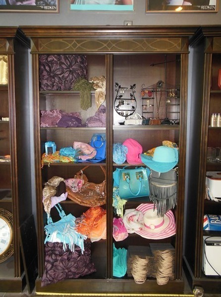 lot 15 image: Lighted Wooden Display Shelf Units (Matches Lots 150 - 152  4 Units in Total) UNIT ONLY - Contents are in separate lots.