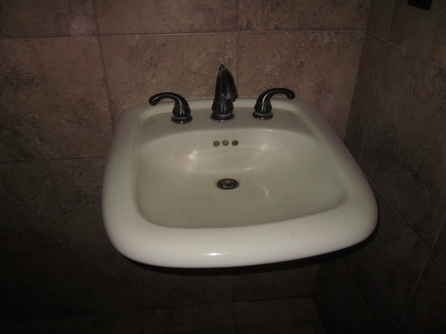 lot 157 image: Sink - Has Been Removed